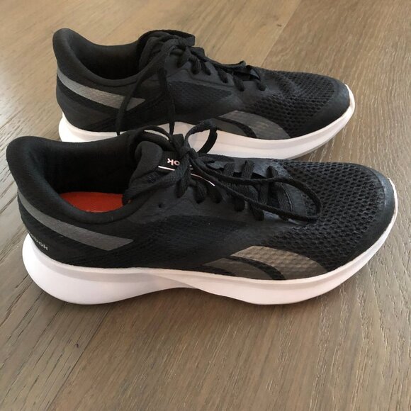 Reebok Energen Run Lace Up Running Shoes w Memory Tech Black, Gray, White Sz 6 - Picture 2 of 11